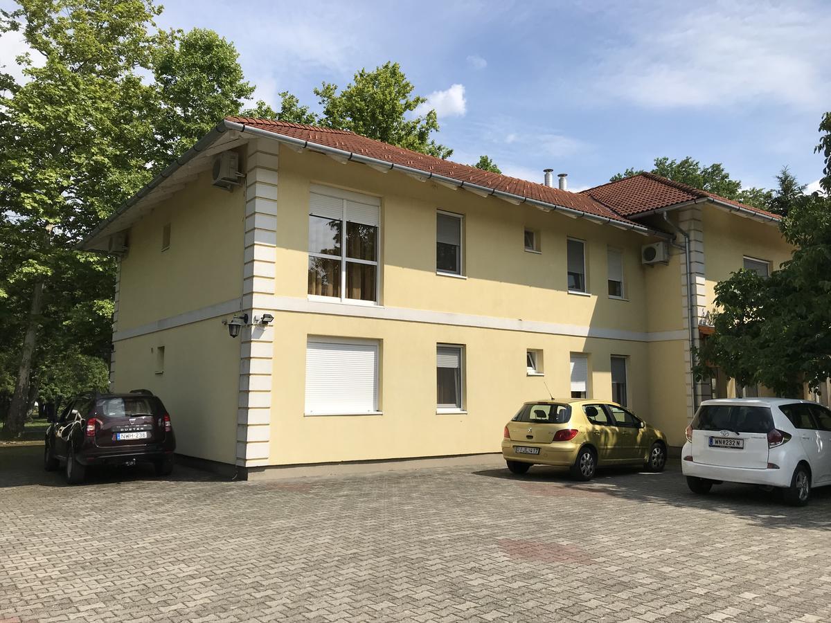 Silvanus Panzio Ленті Екстер'єр фото